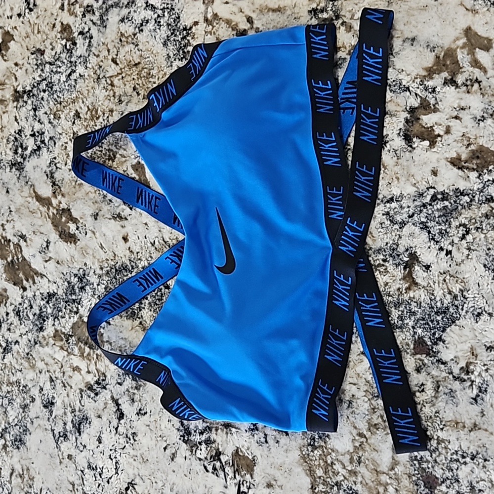 Nike, wrap, sports bra
